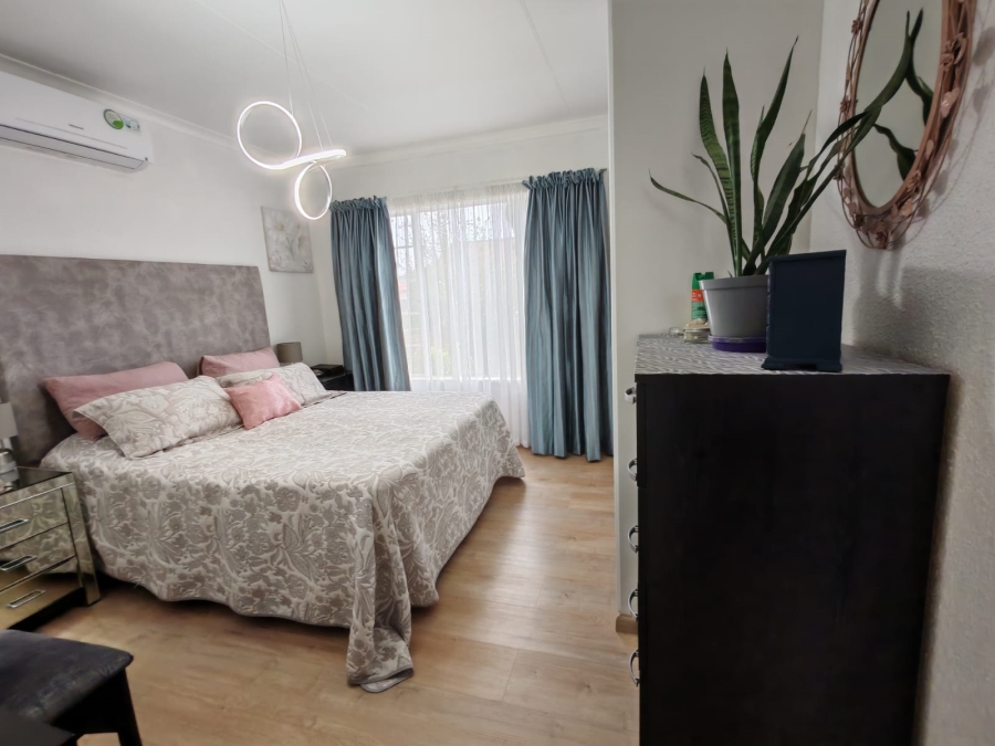 2 Bedroom Property for Sale in Sasolburg Ext 11 Free State